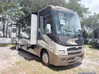 63964 - 37' 2013 Itasca Sun Cruiser 37F w/3 Slides Image 1