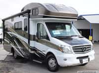 63316 - 25' 2017 Winnebago View 24G w/2 Slides Image 1