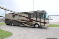 62292 - 40' 2004 Monaco Camelot 40DST 350hp Cummins w/3 Slides Image 1