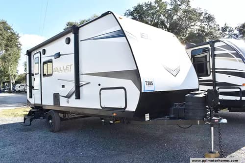 61468 - 22' 2023 Keystone Bullet 1850RB w/Slide Image 1