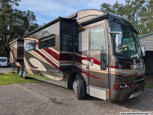 64724 - 45' 2011 Fleetwood American Heritage 45BT 650hp Cummins w/3 Slides Image 1