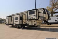 53920 - 44' 2020 Forest River Sierra 38FKOK w/6 Slides Image 1