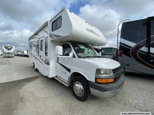 64956 - 28' 2014 Forest River Sunseeker 2450S w/Slide Image 1