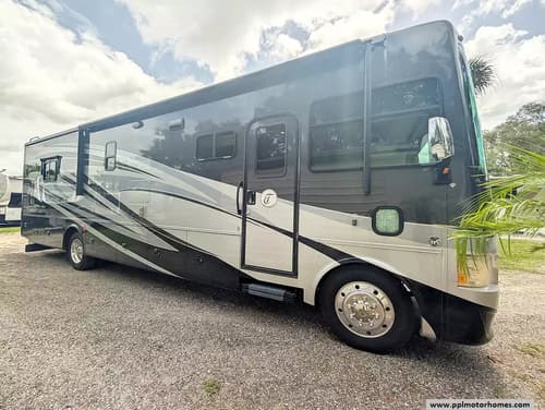 64027 - 36' 2014 Tiffin Allegro Open Road 36LA w/2 Slides Image 1