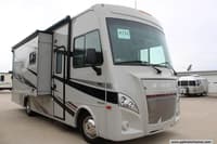 55247 - 28' 2020 Winnebago Intent 28Y w/3 Slides Image 1