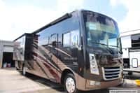 62762 - 39' 2020 Thor Miramar 37.1 w/3 Slides - Bunk House Image 1