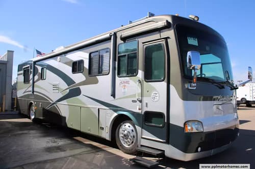 62351 - 40' 2004 Tiffin Allegro Bus 40DP 400hp Cummins w/2 Slides Image 1