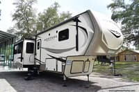 59966 - 35' 2019 Keystone Montana 3121RL w/3 Slides Image 1