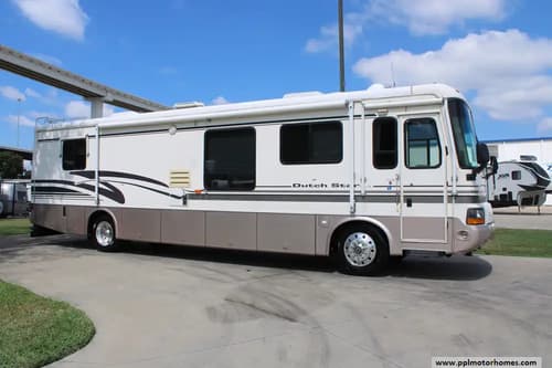 64888 - 38' 1998 Newmar Dutchstar 3865 300hp Cummins Image 1