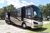 53759 - 41' 2014 Newmar Ventana 4037 400hp Cummins w/3 Slides Image 1