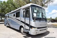 59390 - 41' 2002 Newmar Mountain Aire 4097 400hp Cummins w/2 Slides Image 1