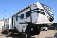 59403 - 42' 2022 Heartland Elkridge 37BBH w/3 Slides Image 1