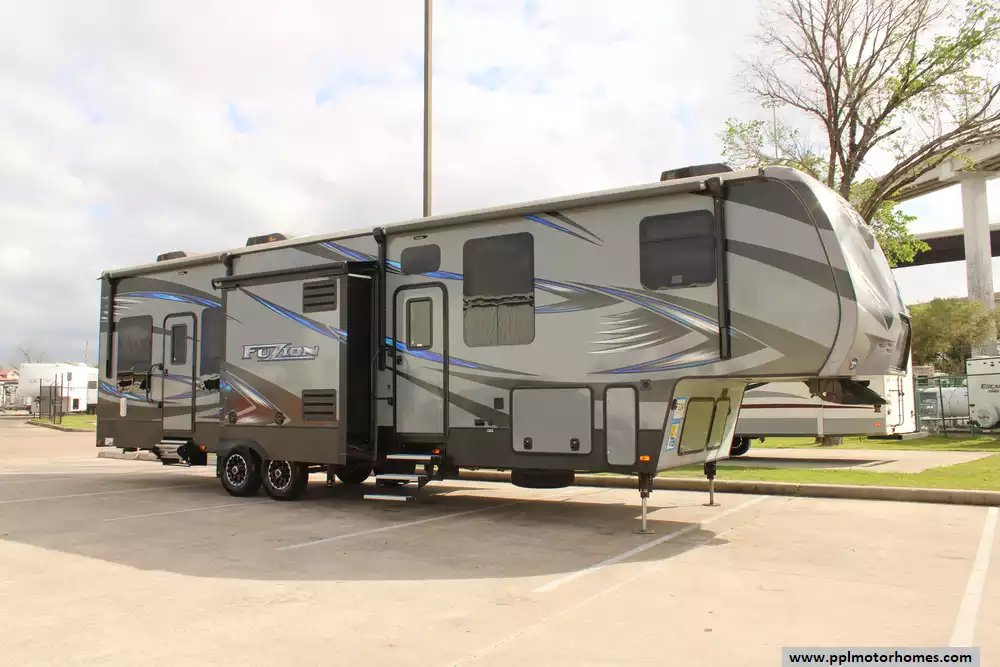 2016 Keystone Fuzion 345 345 | F334 | by PPL Motor Homes