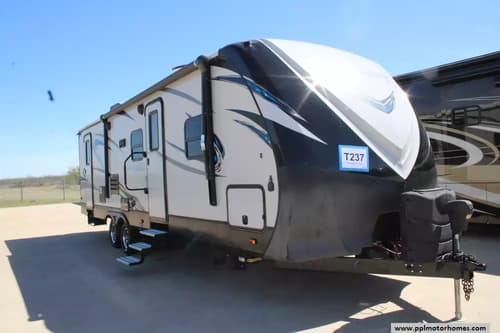 62420 - 33' 2018 Dutchmen Aerolite Luxury 282DBHS w/Slide - Bunk House Image 1