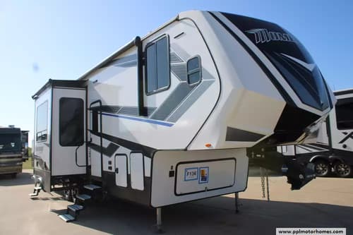 63221 - 40' 2021 Grand Design Momentum 320G w/3 Slides & Generator  - Toy Hauler Image 1