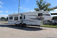 60956 - 36' 2013 Keystone Montana Hickory 3582RL w/3 Slides & Generator Image 1