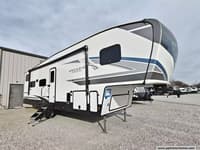 61911 - 33' 2025 Keystone Arcadia Select 27 SBH w/Slide - Bunk House Image 1