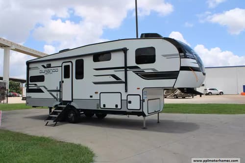 63681 - 29' 2024 K-Z Durango Half Ton 250RED w/2 Slides Image 1