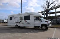 62105 - 32' 2008 Born Free President Image 1