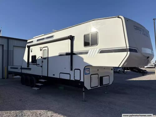 62004 - 44' 2022 Genesis Supreme RV Overnighter Toy Hauler 4016FS w/Generator  - Toy Hauler Image 1