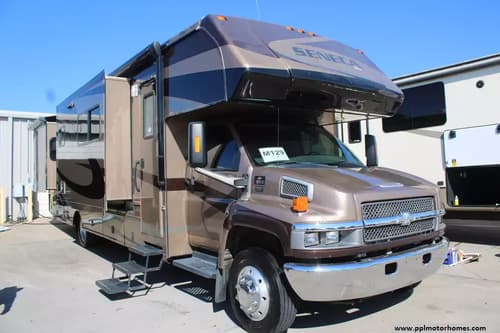 60983 - 36' 2006 Jayco Seneca Hd 35GS w/3 Slides Image 1