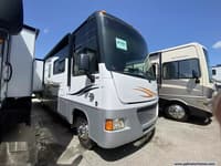 59958 - 33' 2011 Winnebago Vista 32K w/2 Slides - Bunk House Image 1