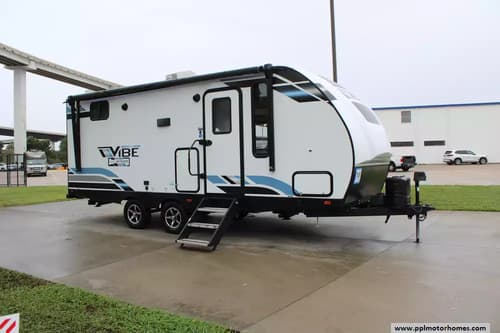 63937 - 25' 2021 Forest River Vibe 21BH w/Slide - Bunk House Image 1