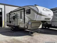 58757 - 29' 2017 Keystone Cougar X-Lite 25RES Image 1