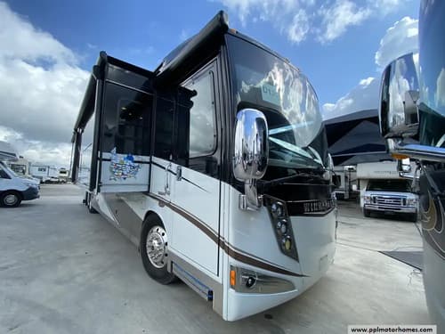 59790 - 43' 2016 Itasca Ellipse 42QD 450hp Cummins w/3 Slides Image 1