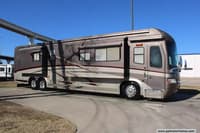 61923 - 45' 2007 Monaco Beaver Marquis MOONSTONE 600hp Caterpillar w/3 Slides Image 1