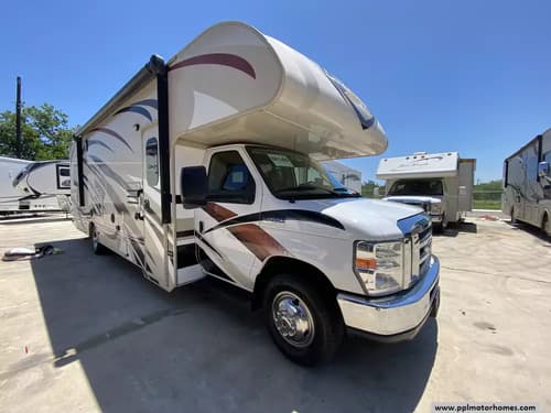 63277 - 30' 2016 Thor Outlaw Series 29H w/Slide Image 1