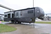 61889 - 42' 2012 Forest River Dynamax Trilogy 3800D3 w/3 Slides Image 1