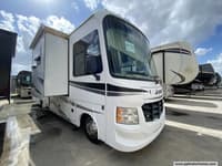 62415 - 31' 2018 Jayco Alante 31P w/3 Slides Image 1