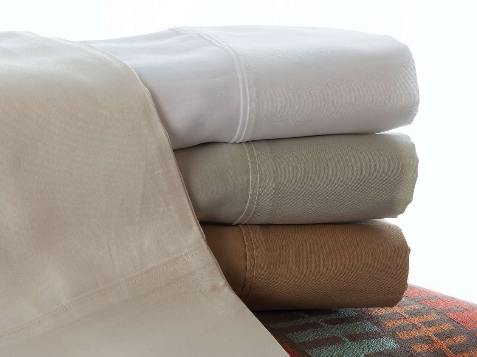 Sateen Queen Sheet Set White on Sale 343504 by PPL