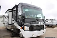 59916 - 37' 2014 Thor Challenger 37DT w/3 Slides Image 1
