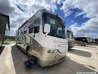 60867 - 38' 2005 Coachmen Cross Country 372 DS 300hp Cummins w/2 Slides Image 1