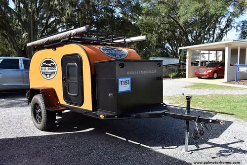 60842 - 16' 2020 Extreme RVs X2 X2 w/Generator Image 1