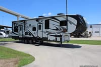 59484 - 35' 2014 Heartland Cyclone 3010 w/2 Slides & Generator  - Toy Hauler Image 1