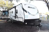 56381 - 26' 2021 Keystone Bullet RBS221 w/Slide Image 1