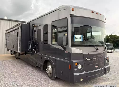 63545 - 39' 2008 Winnebago Destination 39W 340hp Cummins w/2 Slides Image 1