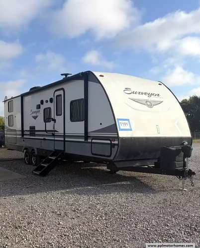 64950 - 34' 2018 Forest River Surveyor 295QBLE w/Slide - Bunk House Image 1