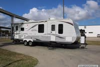 61740 - 33' 2013 Jayco Jay Flight 29RLDS w/2 Slides Image 1