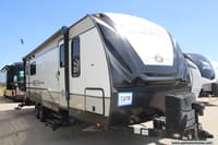 64454 - 31' 2018 Cruiser RV Radiance Ultra Lite 25RK w/Slide Image 1