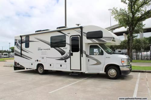 63527 - 29' 2021 Jayco Greyhawk 27U w/2 Slides Image 1