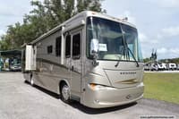 54660 - 37' 2006 Newmar Ventana 3613 330hp Caterpillar w/3 Slides Image 1