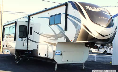 61893 - 40' 2021 Grand Design Solitude S Class 3950BH-R w/4 Slides - Bunk House Image 1