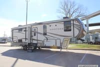 54783 - 36' 2016 Keystone Montana 3160RL w/3 Slides Image 1