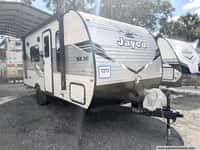 65131 - 21' 2025 Jayco Jay Flight Slx 175FQ Image 1