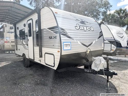 65131 - 21' 2025 Jayco Jay Flight Slx 175FQ Image 1