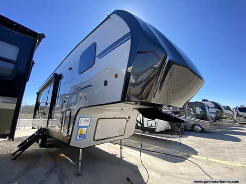 62111 - 31' 2020 Forest River Cherokee 255RRBL - Toy Hauler Image 1